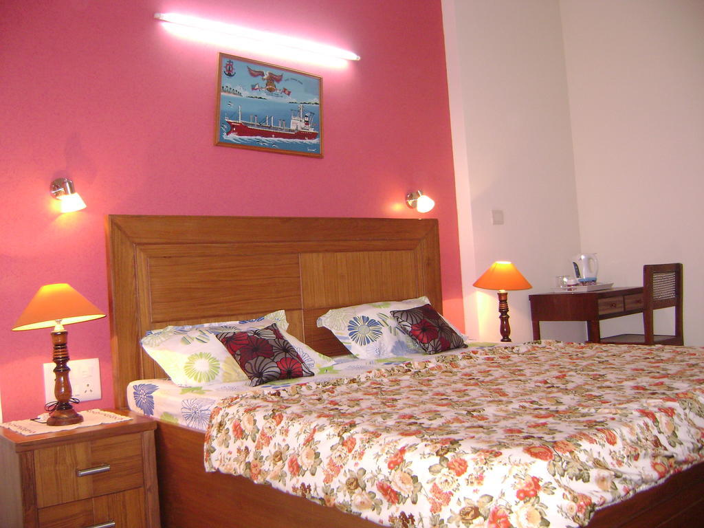 Sabs Bed And Breakfast New Delhi Exterior photo